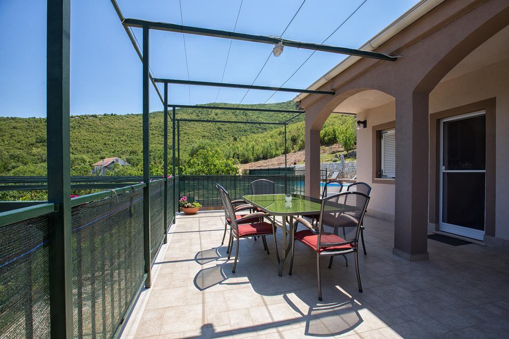 Holiday Villa Anna Primorski Dolac Exterior foto